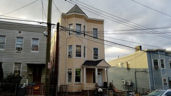 119 Beech St Apartments