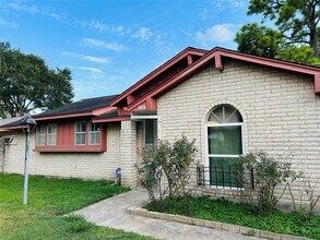 7619 Vernwood St in Houston, TX - Building Photo - Building Photo