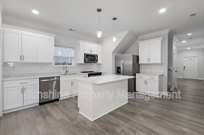 805 Ridgeway Ave in Hampton, VA - Building Photo - Building Photo