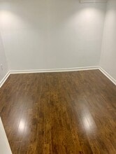 Bright clean 1 bedroom apartment with outd in Toronto, ON - Building Photo - Building Photo