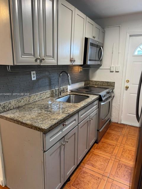 3017 NW 7th Ct in Fort Lauderdale, FL - Building Photo