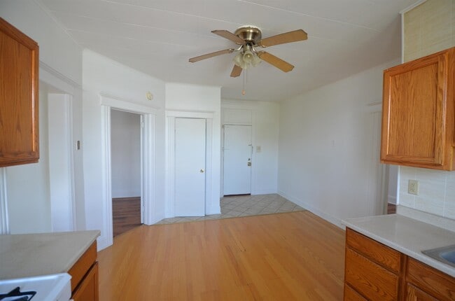 169-171-171 Avenue F in Bayonne, NJ - Building Photo - Building Photo