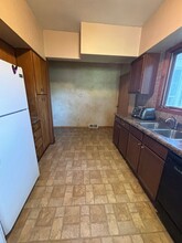 7911 University Ave-Unit -2 in Cedar Falls, IA - Building Photo - Building Photo