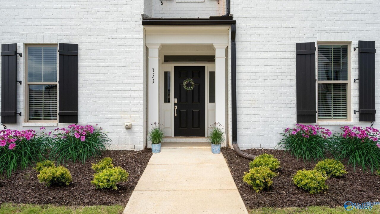 333 Hay Rake Dr in Madison, AL - Building Photo