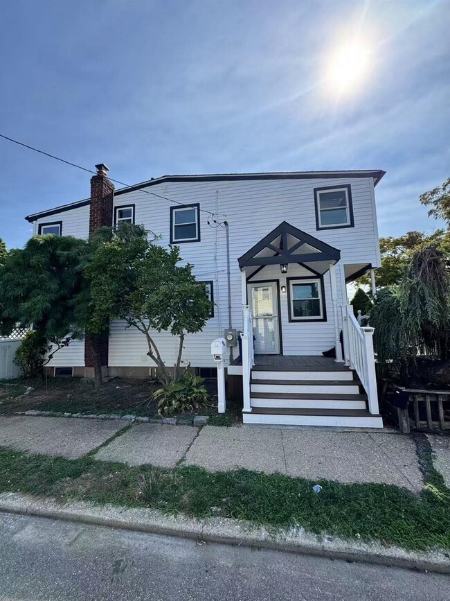 property at 38A Grant Ave