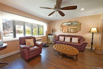 3918 Berger Ave in Bethpage, NY - Building Photo - Building Photo