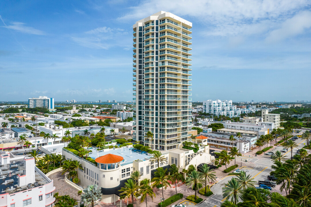 St. Tropez North Beach in Miami Beach, FL - Building Photo