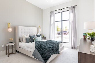 Heights at Millcroft in Sugar Hill, GA - Building Photo - Interior Photo