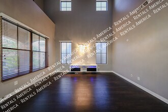 21665 S 215th Pl in Queen Creek, AZ - Foto de edificio - Building Photo