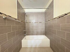 431 Martin Luther King Jr Dr, Unit 3A in Jersey City, NJ - Building Photo - Building Photo