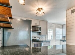 1101 NW 28th St, Unit 1101 NW 28 in Oklahoma City, OK - Foto de edificio - Building Photo