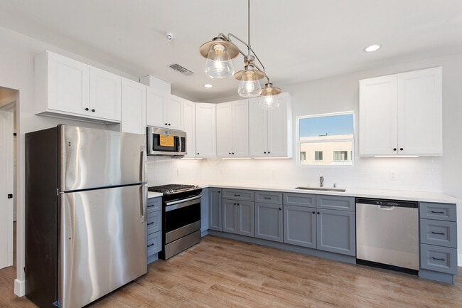 3318 Fourth Ave in San Diego, CA - Building Photo - Building Photo