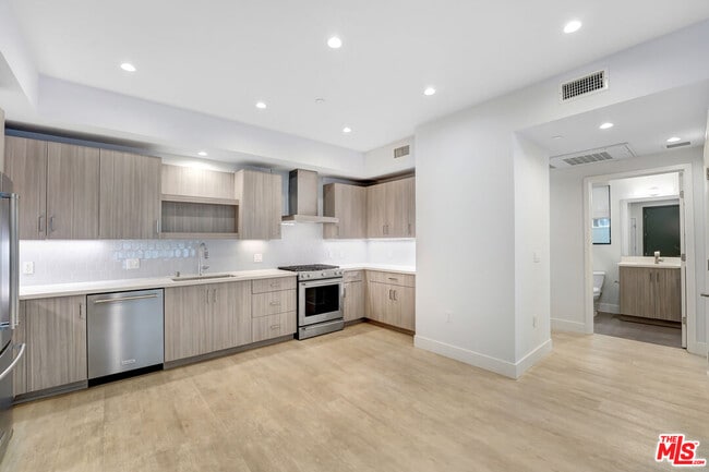 property at 5955 Saturn St