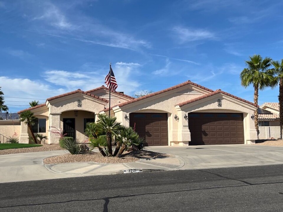 3721 Buena Vista Ave in Lake Havasu City, AZ - Building Photo