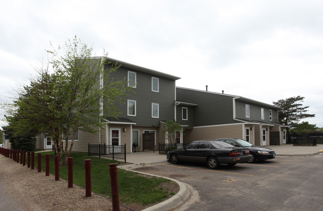 Talmage Green Townhomes in Minneapolis, MN - Building Photo