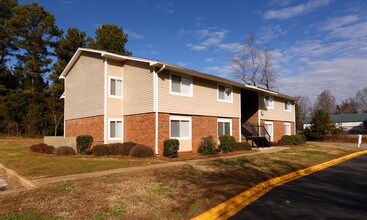 Northwest Apartments in Lancaster, SC - Building Photo - Building Photo