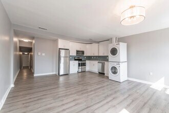 515 W Girard Ave, Unit 3 in Philadelphia, PA - Building Photo - Building Photo