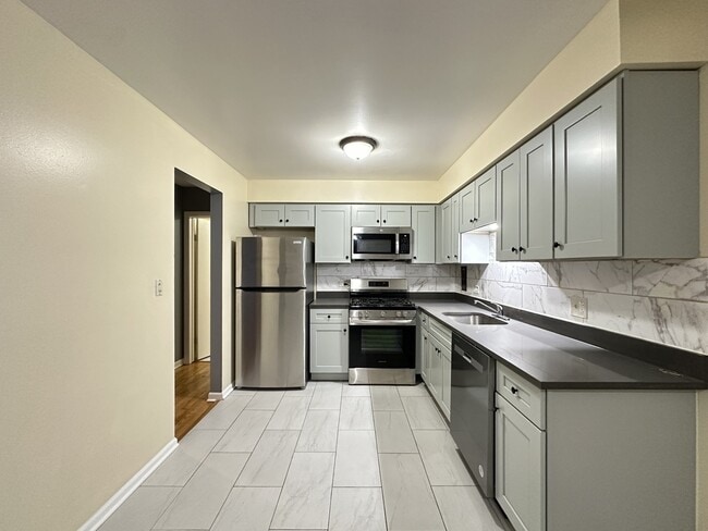 630 Lincoln Ave in Addison, IL - Building Photo - Building Photo