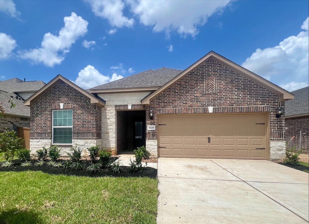 3029 Sorrento Hl Dr in Katy, TX - Foto de edificio