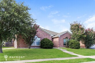 2744 Ensenada Ln in Fort Worth, TX - Building Photo - Building Photo