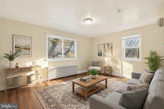 3207 11th Pl SE in Washington, DC - Building Photo - Building Photo