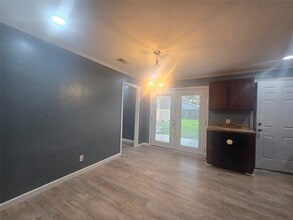 1905 Oleander in La Marque, TX - Building Photo - Building Photo