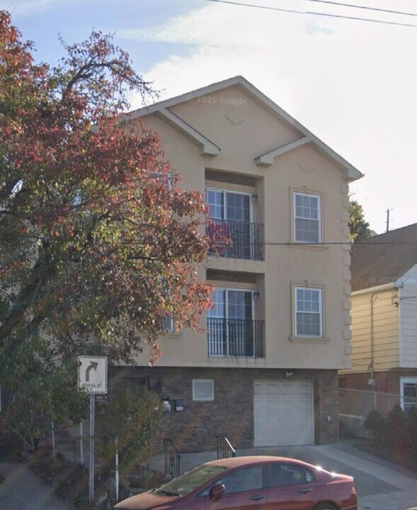 362 Terrace Ave in Jersey City, NJ - Building Photo