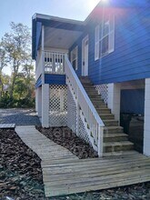 669 Bald Point Rd in Panacea, FL - Building Photo - Building Photo