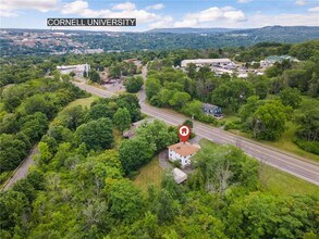 908 Danby Rd, Unit 4 in Ithaca, NY - Building Photo - Building Photo