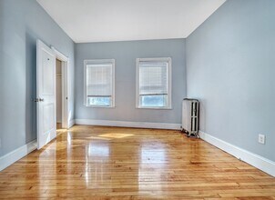 437-439 High St in Medford, MA - Building Photo - Building Photo