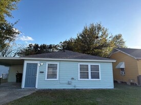 2308 12th St in Lake Charles, LA - Building Photo