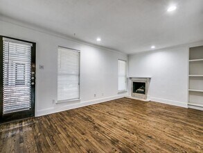 7734 Meadow Rd in Dallas, TX - Building Photo - Building Photo