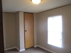 511 Kayla St in Oak Grove, KY - Building Photo - Building Photo