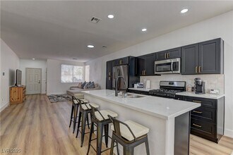 1176 Colgate Ln in Las Vegas, NV - Building Photo - Building Photo