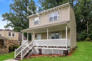 6009 Gwynn Oak Ave in Baltimore, MD - Building Photo