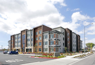 Pauline Weaver Senior Apartments in Fremont, CA - Building Photo - Primary Photo