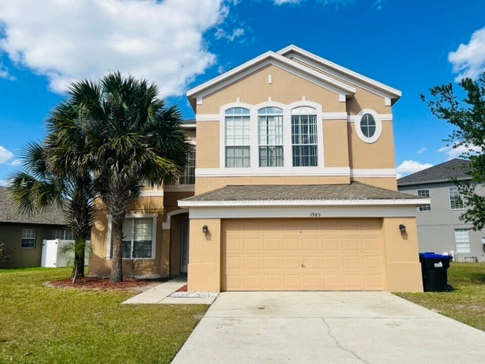 1985 Windcrest Lake Cir in Orlando, FL - Foto de edificio