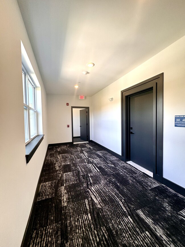 229 Water St in Haverhill, MA - Foto de edificio - Building Photo