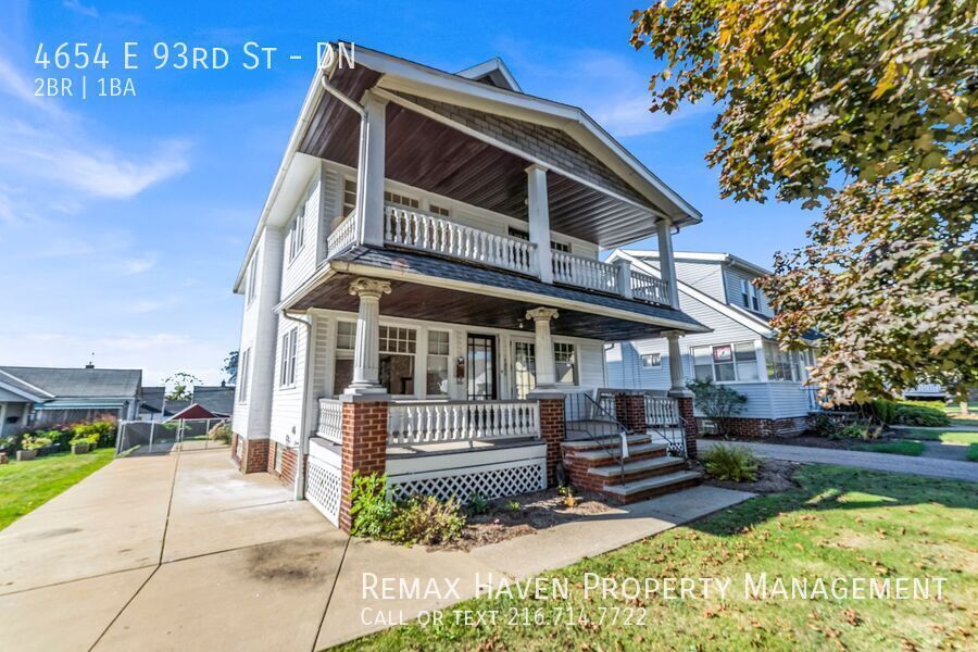 4654 E 93rd St in Garfield Heights, OH - Foto de edificio