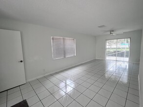 10273 Boca Springs Dr in Boca Raton, FL - Building Photo - Building Photo