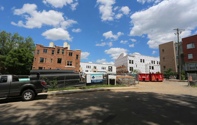 1262 Talbert St SE in Washington, DC - Foto de edificio - Primary Photo