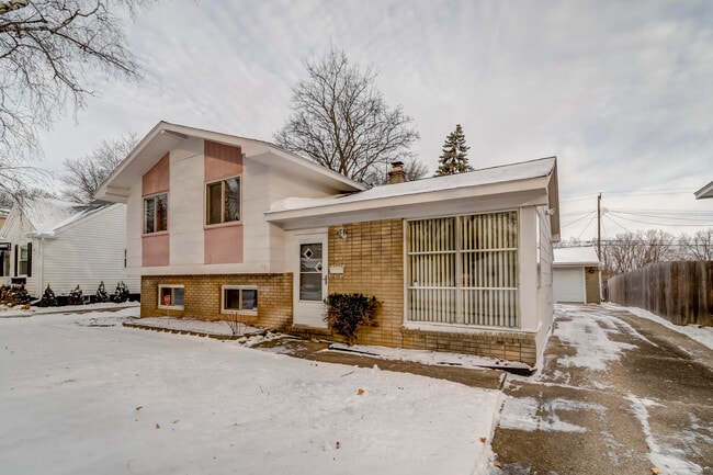 property at 771 4th Ave