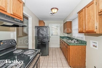 1261 S White Station Rd in Memphis, TN - Building Photo - Building Photo
