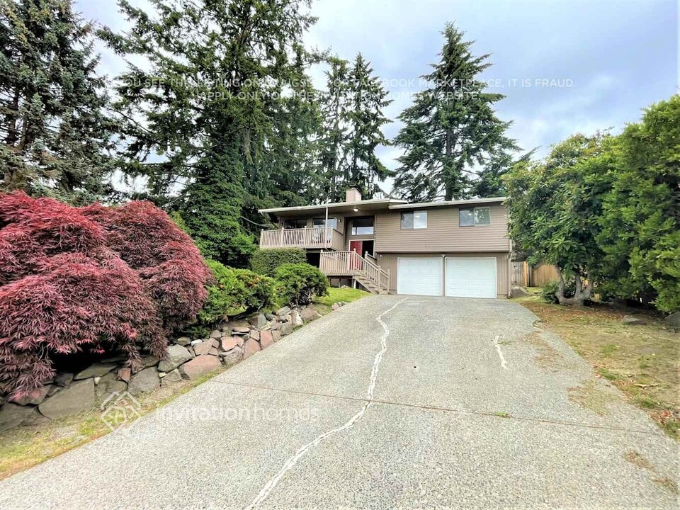 4005 SW 328th St in Federal Way, WA - Building Photo