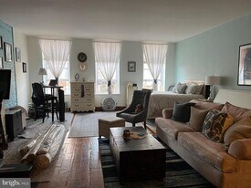 153 N 3rd St in Philadelphia, PA - Building Photo