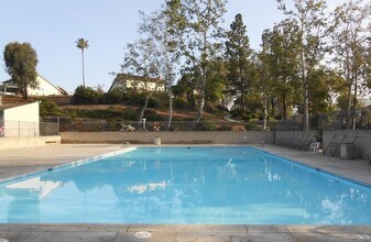 660 Martinique Pl in Thousand Oaks, CA - Building Photo - Building Photo