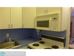 1851 NE 62nd St in Fort Lauderdale, FL - Building Photo - Building Photo