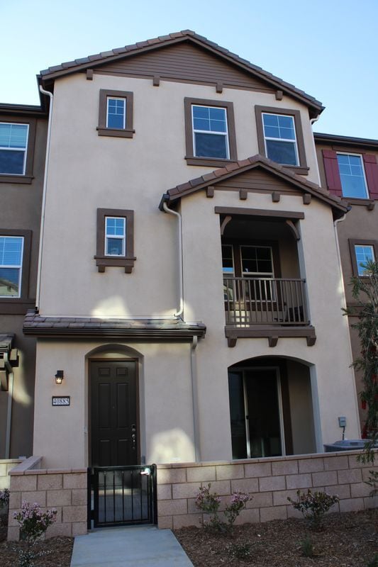 40885 Melrose Dr in Temecula, CA - Building Photo - Building Photo