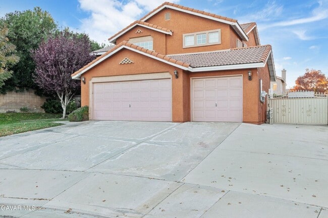 44103 Sundance Ct in Lancaster, CA - Foto de edificio - Building Photo