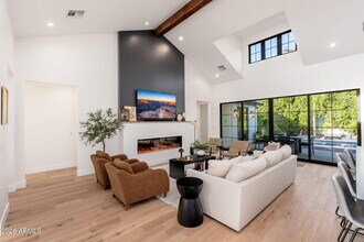 4017 N 49th Pl in Phoenix, AZ - Building Photo - Building Photo